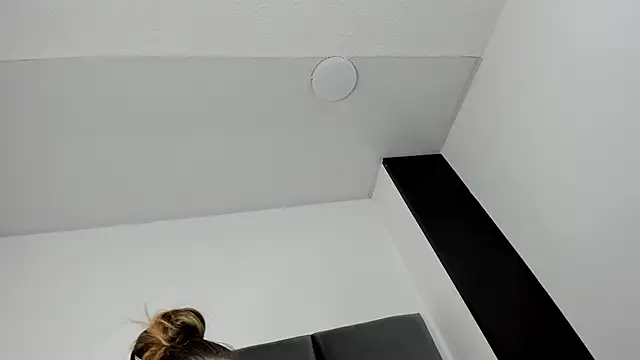 Lizz Luna online show from 10/08/25, 02:04