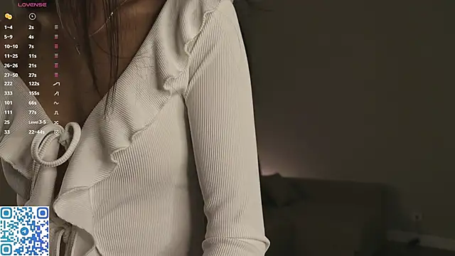 Snapshot of Weeedli chatting on 03/21/25, 07:11 Weeedli online show from 03/21/25, 07:11