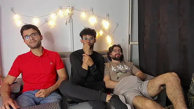 crisandrews online show from 01/30/25, 04:06