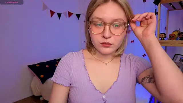 leazy peazy online show from 04/22/26, 07:22