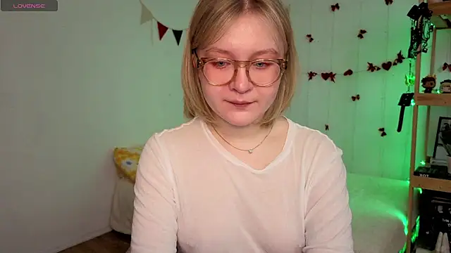 Snapshot of leazy_peazy chatting on 05/02/26, 05:12 leazy peazy online show from 05/02/26, 05:12