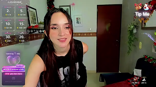 Snapshot of Dakota_Faning chatting on 12/28/24, 04:52 Dakota Faning online show from 12/28/24, 04:52