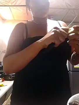 lupita 2023 online show from 02/05/25, 03:52