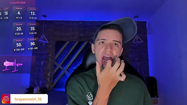 Snapshot of Ian_Castillo_ chatting on 03/26/26, 11:27 Ian Castillo online show from 03/26/26, 11:27