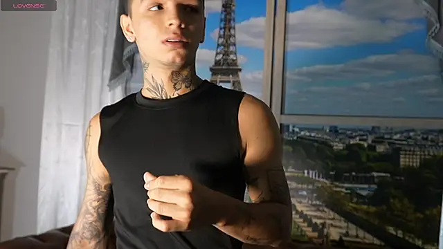 Ian Castillo  online show from 05/25/26, 11:16