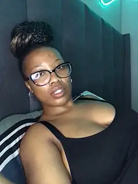 SZA Doja online show from 10/18/25, 09:32