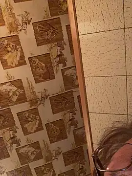 Snapshot of Tonybaloney1972 chatting on 12/14/24, 04:12 Tonybaloney1972 online show from 12/14/24, 04:12