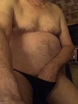 Snapshot of Tonybaloney1972 chatting on 03/21/25, 02:28 Tonybaloney1972 online show from 03/21/25, 02:28