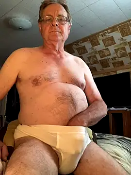 Snapshot of Tonybaloney1972 chatting on 10/02/25, 10:06 Tonybaloney1972 online show from 10/02/25, 10:06