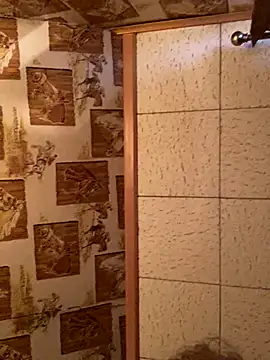 Snapshot of Tonybaloney1972 chatting on 11/30/25, 12:31 Tonybaloney1972 online show from 11/30/25, 12:31