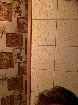 Snapshot of Tonybaloney1972 chatting on 12/17/25, 02:50 Tonybaloney1972 online show from 12/17/25, 02:50