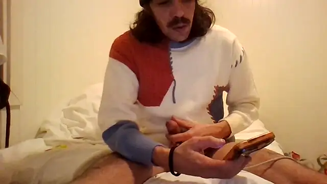 Snapshot of wolfwhite95 chatting on 02/28/26, 09:16 wolfwhite95 online show from 02/28/26, 09:16