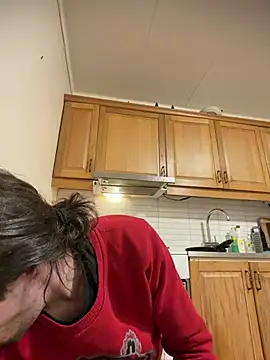 wolfwhite95 online show from 04/17/26, 10:46