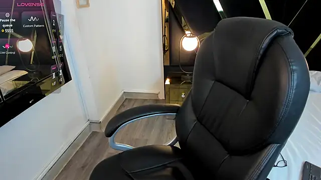 ninfomaria  online show from 12/23/24, 10:33