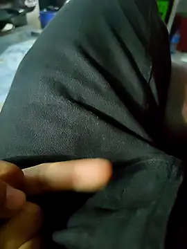 Snapshot of Bengali_Boy75 chatting on 09/24/25, 11:24 Bengali Boy75 online show from 09/24/25, 11:24