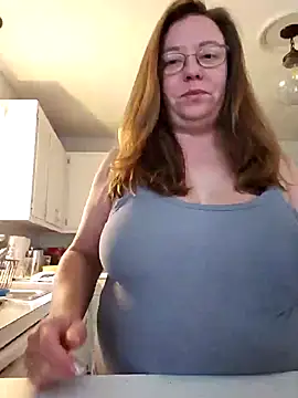 Snapshot of MsShelby40 chatting on 02/04/25, 09:20 MsShelby40 online show from 02/04/25, 09:20