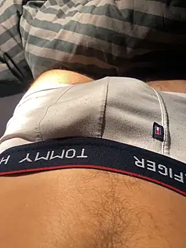 Snapshot of enzomlt chatting on 01/08/25, 09:55 enzomlt online show from 01/08/25, 09:55