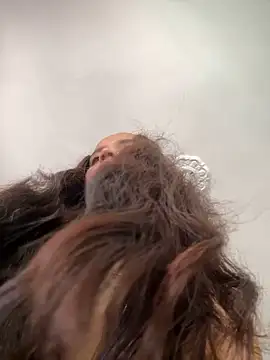 Snapshot of MollySanders___ chatting on 12/15/24, 06:48 MollySanders online show from 12/15/24, 06:48