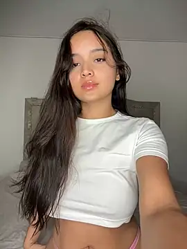 Snapshot of MollySanders___ chatting on 01/22/25, 03:41 MollySanders online show from 01/22/25, 03:41