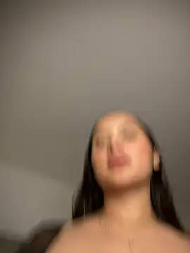 Snapshot of MollySanders___ chatting on 02/21/25, 10:48 MollySanders online show from 02/21/25, 10:48