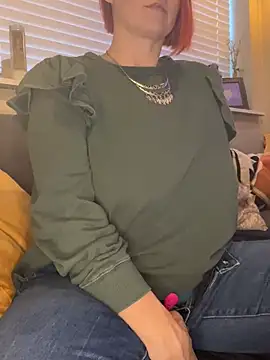 Snapshot of Big-Tits-McGee chatting on 01/07/25, 10:41 Big-Tits-McGee online show from 01/07/25, 10:41