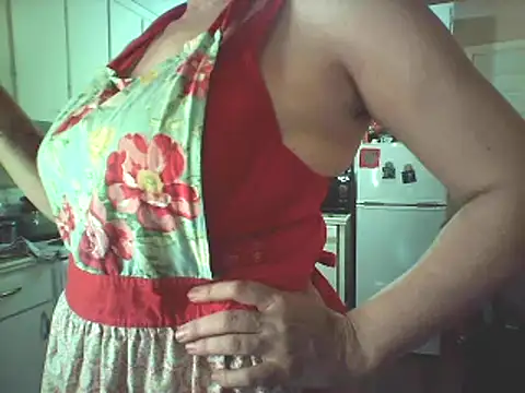 Snapshot of Big-Tits-McGee chatting on 01/16/25, 04:39 Big-Tits-McGee online show from 01/16/25, 04:39