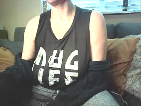 Snapshot of Big-Tits-McGee chatting on 02/21/25, 07:10 Big-Tits-McGee online show from 02/21/25, 07:10