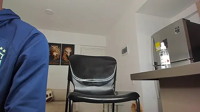 smit hot sr online show from 01/18/25, 03:20