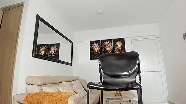 smit hot sr online show from 03/06/25, 02:29