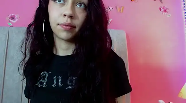 Snapshot of monicahotsex303av chatting on 03/06/25, 05:22 monicahotsex303av online show from 03/06/25, 05:22