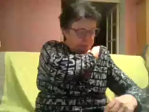 Snapshot of Vandeae44 chatting on 02/13/25, 08:24 Vandeae44 online show from 02/13/25, 08:24