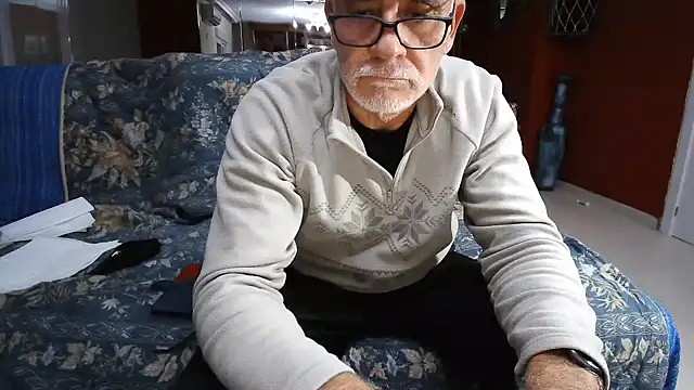 Snapshot of maduroguapo chatting on 01/07/25, 09:46 maduroguapo online show from 01/07/25, 09:46