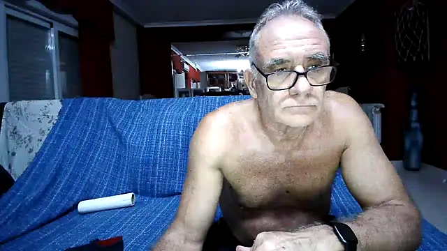 Snapshot of maduroguapo chatting on 09/19/25, 08:42 maduroguapo online show from 09/19/25, 08:42