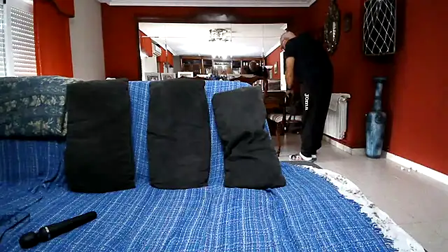 Snapshot of maduroguapo chatting on 10/25/25, 03:18 maduroguapo online show from 10/25/25, 03:18