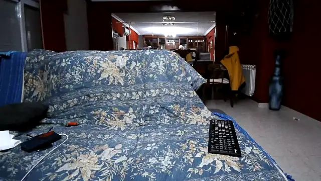 Snapshot of maduroguapo chatting on 12/02/25, 10:38 maduroguapo online show from 12/02/25, 10:38