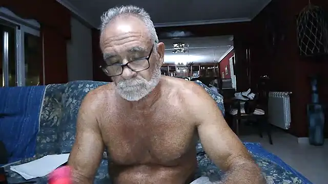 Snapshot of maduroguapo chatting on 07/02/26, 09:10 maduroguapo online show from 07/02/26, 09:10