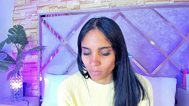 sophie pariss online show from 11/14/25, 02:10