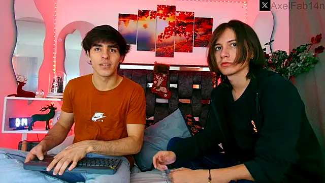 Snapshot of Alex_and_Fabian chatting on 12/14/24, 06:20 Alex and Fabian online show from 12/14/24, 06:20