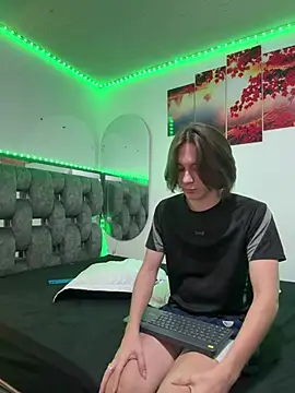 Alex and Fabian online show from 03/21/26, 03:44