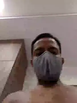 Snapshot of lovablesam chatting on 12/18/24, 07:08 lovablesam online show from 12/18/24, 07:08