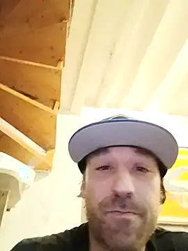 Crookedcook82xh online show from 03/25/26, 09:10