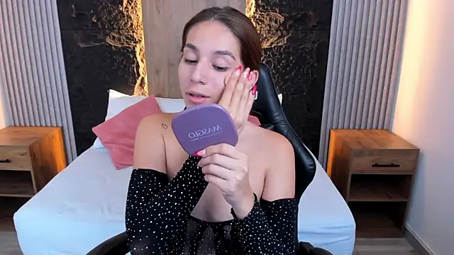 maroly 21 online show from 03/08/25, 02:01