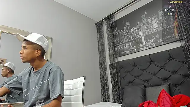 Snapshot of Hotkoljeixxx chatting on 01/10/25, 02:35 Hotkoljeixxx online show from 01/10/25, 02:35