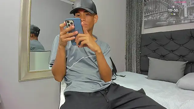 Snapshot of Hotkoljeixxx chatting on 01/29/25, 03:01 Hotkoljeixxx online show from 01/29/25, 03:01