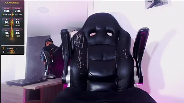 Snapshot of Hotkoljeixxx chatting on 03/20/25, 04:29 Hotkoljeixxx online show from 03/20/25, 04:29