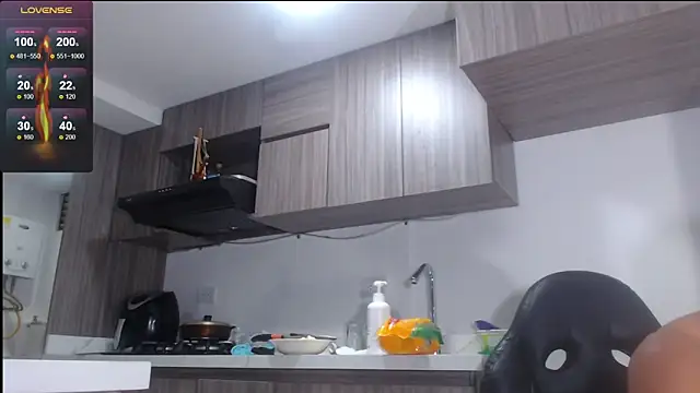 Snapshot of Hotkoljeixxx chatting on 03/22/25, 01:11 Hotkoljeixxx online show from 03/22/25, 01:11