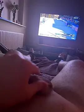 danishcock2 online show from 02/15/25, 11:03