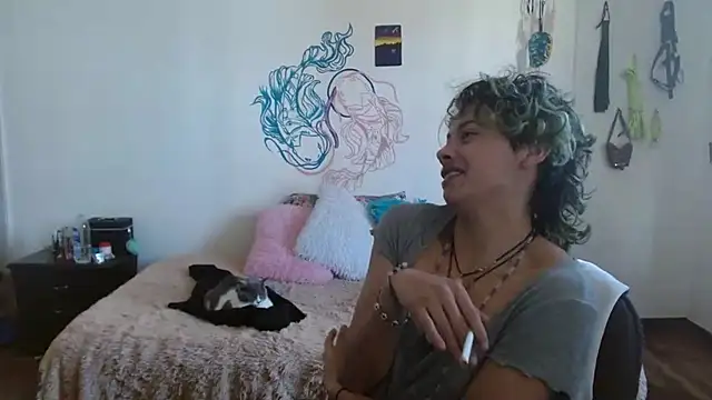 fenixmfx19 online show from 02/07/25, 04:35