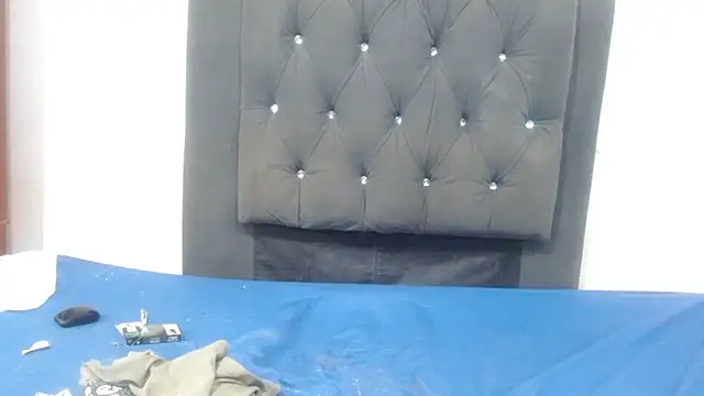 Snapshot of damian_bottom_bigcock chatting on 01/25/25, 01:21 damian bottom bigcock online show from 01/25/25, 01:21