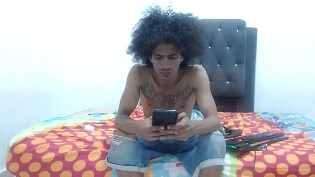 Snapshot of damian_bottom_bigcock chatting on 01/28/25, 11:50 damian bottom bigcock online show from 01/28/25, 11:50